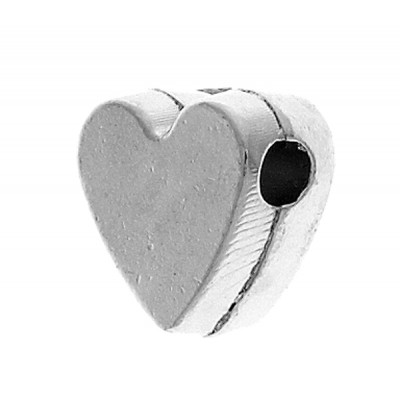 ΜΕΤΑΛΛΙΚΗ ΚΑΡΔΙΑ ΜΕ ΤΡΥΠΑ 